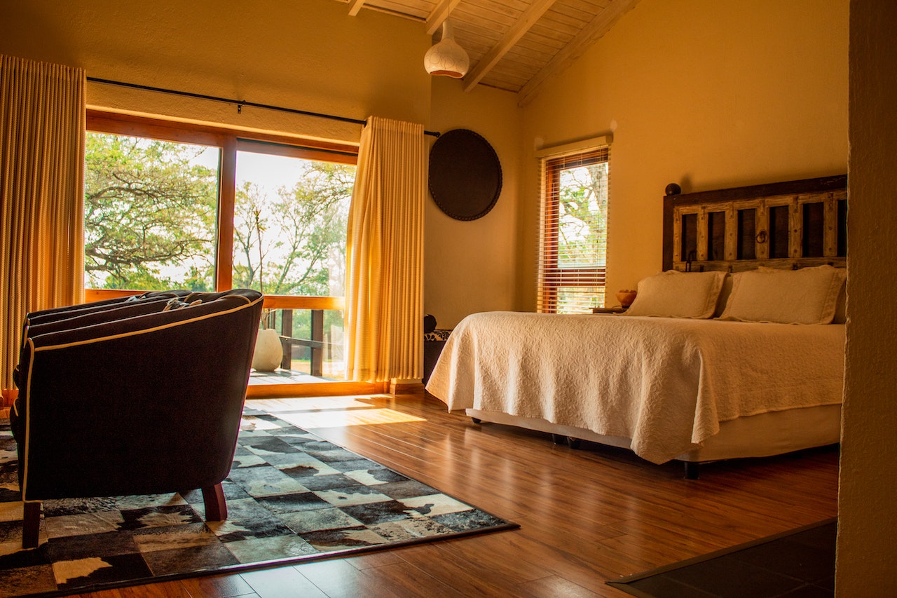 Airbnb Rooms: When Rebranding Works Backwards
