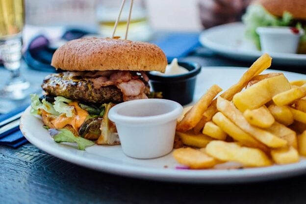 Hamburger-with-french-fries